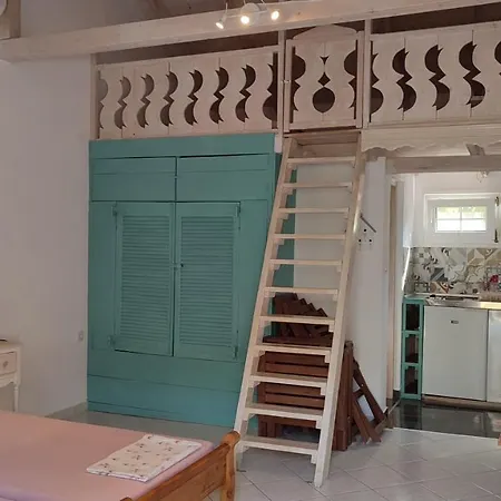 Smaragda * Mikros Prinos