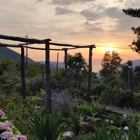 Smaragda Mikros Prinos